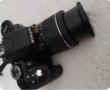 Kamera DSLR Nikon D3310 untuk dijual.