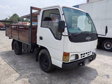 2009 hicom 1 tan kargo (diesel hijau)