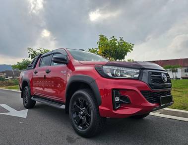 Toyota HILUX 2.8 BLACK EDITION Full loan OTR!