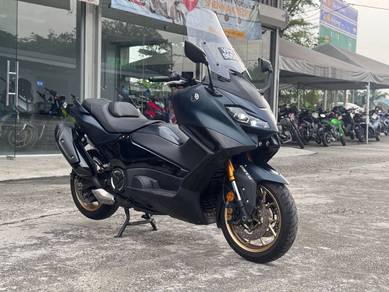 YAMAHA TMAX 560 V2~~~Second Hand~~~Low Mileage