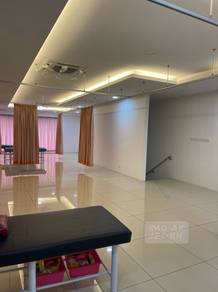 Renovated 1st floor shop , Bandar Parklands Klang 22x75 bukit tinggi