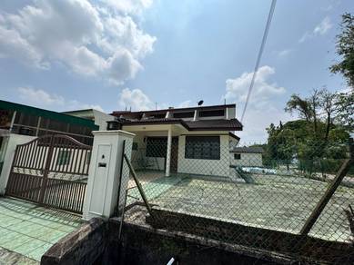 Taman Perling Single Storey CORNER Lot / Bukit Indah / CIQ