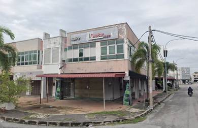 [Below Market RM 200K] 2-Sty Shop CORNER 3100sf@ Station 18 Ipoh,Perak
