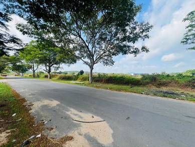 JASIN‼️TWO ADJOINING Semi-Detached Warehouse Factory