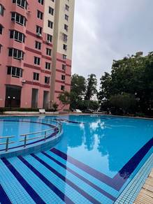 Kingfisher Series Apartment Pool View , Greenlane