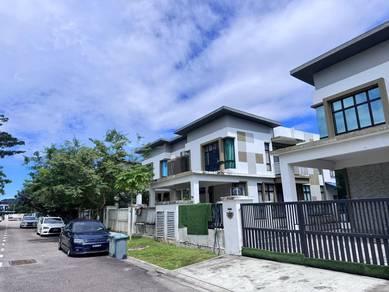 Pulai Hijauan Skudai 2 Storey Semi D Extra land fully extended Skudai