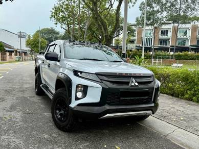 Mitsubishi TRITON 2.4 VGT PREMIUM (A)
