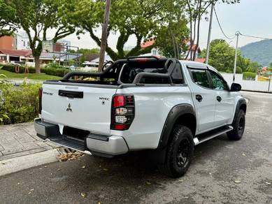 Mitsubishi TRITON 2.4 VGT PREMIUM (A)