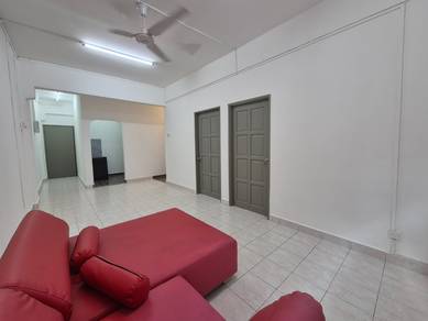 Shop apartment located at Taman Serdang Perdana (550m to MRT2)