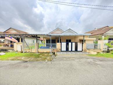Taman Tasik Semenyih Bungalow 1 Storey with Extra Land