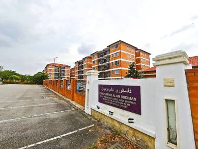 MURAH Apartment Alam Budiman Seksyun U10 Shah Alam Setia Alam