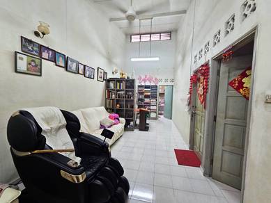 Taman Sri Tebrau,  JB Town (Corner unit)