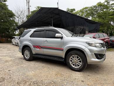 Toyota FORTUNER 2.5 G TRD SPORTIVO VNT-13