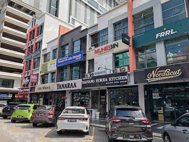 Shah Alam Seksyen 16 kedai dekat bank, mall, butik farmasi, sekolah