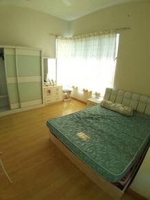 Good deal • one Borneo condo • ums