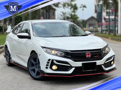 Honda CIVIC 1.8 S i-VTEC CVRT FK8 F.SERVICE