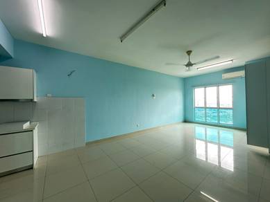 (PARTLY FURNISHED) Galleria Studio Taman Equine Seri Kembangan