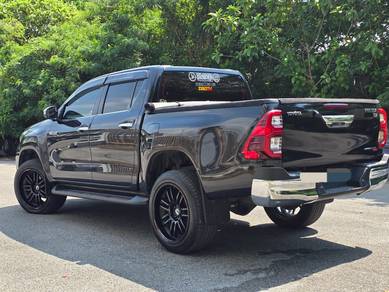 Toyota HILUX 2.4 V (A)CARKING LOWMIL58K