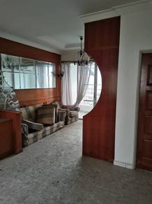 N Park Condo Middle Floor 3-rooms CORNER Fully Renovated 1-C/Carpark
