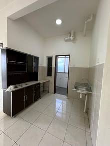 Ascotte Boulevard Semenyih Corner Unit with Kitchen Cabinet 2xHeater