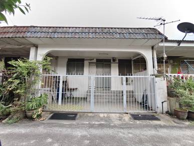[Non-Bumi] Single Storey Terrace Taman Salak Jaya, Salak Selatan