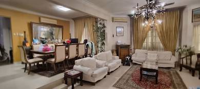 2.5sty Renovated Extention Semi D Precint 9 Putrajaya