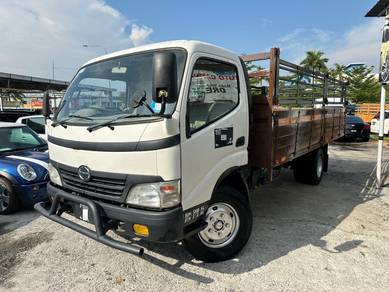 09 Hino XZU423 Kargo Cargo 17 Kaki Green Engine