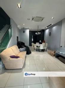 LA Garden ,JP Perdana @ Mount Austin 2 Storey Terrace For Sale