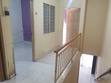 2-storey terrace at tanjung minyak utama, Melaka