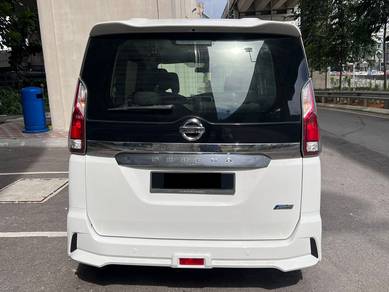 Nissan SERENA 2.0 HIGHWAY STAR L/R PWR DOOR