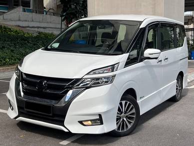 Nissan SERENA 2.0 HIGHWAY STAR L/R PWR DOOR