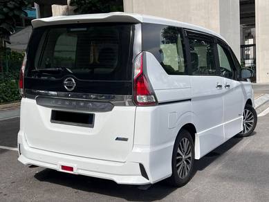 Nissan SERENA 2.0 HIGHWAY STAR L/R PWR DOOR