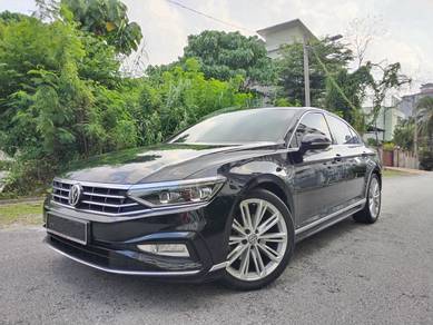 Volkswagen PASSAT R-LINE 2.0L (A) CASH REBATE