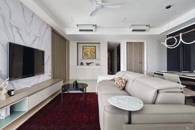 Mont Kiara LUX Condo 2R1B ONLY RM4xxK Next To Solaris Commercial Hub