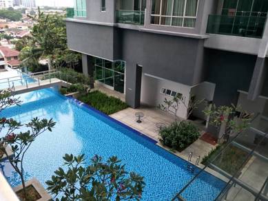 Freehold Pool-View Residence | Steps to MRT & Mall | Glomac Damansara