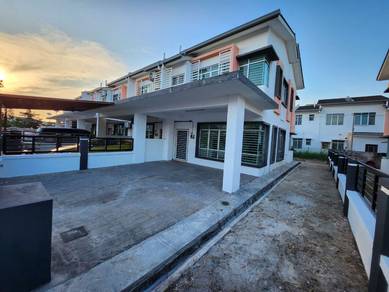 ENDLOT REFURBISH 2 Storey Terrace Type Pines Hillpark, Saujana Utama