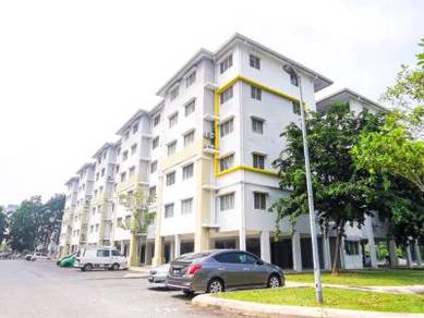 Setia Alam , Pangsapuri Seroja tingkat 5 no lift rumah cat baru nr SCM