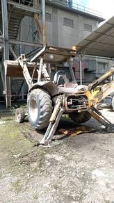 CASE 580 SUPER K. Gearbox Besar.