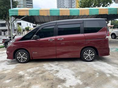 Nissan SERENA 2.0 PREMIUM HIGHWAY STAR (A)