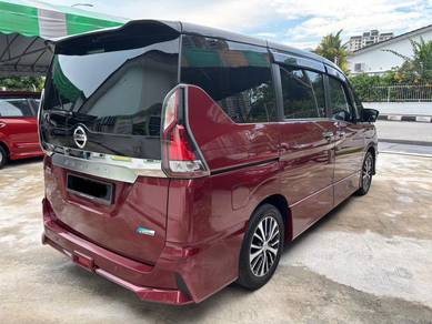 Nissan SERENA 2.0 PREMIUM HIGHWAY STAR (A)