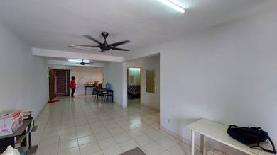 【FREEHOLD，RENO UNIT，JUAL RUGI】PUTRA VILLA CONDO, near melati, LRT