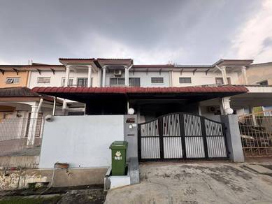 Anjung Bercham Fully Renovated Nice Double Storey House