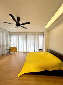 uxurious 3.5 Storey Villa House at Empire Residence Damansara For Sale