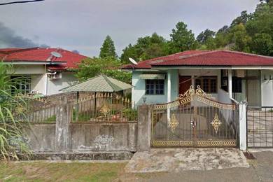 1 Storey Semi-D House, Taman Desa Permai II, Kemaman, Terengganu