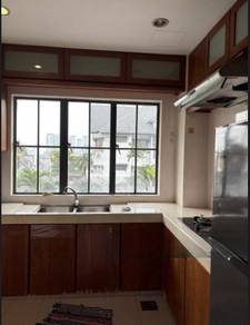 Full Furnished Unit @ Tiara Damansara For Rent 3 Room 2 Bathroom @ PJ