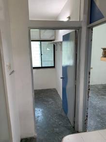 Sun moon city Un-furnished Free parking 700 sqft 3 bedroom