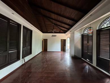 Spacious interior Bungalow For Sale @ Country Heights Kajang