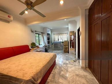 Rare Find Freehold Petaling Jaya Seksyen 17 Bungalow For Sale