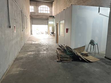 Bandar Pinggiran Subang 1sty Factory For Rent