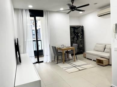 Arocris SOHO Mont Kiara (WELL MAINTAIN RENO F/F LOW FLR NICE VIEW)